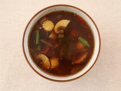 Thai grænmetissoð